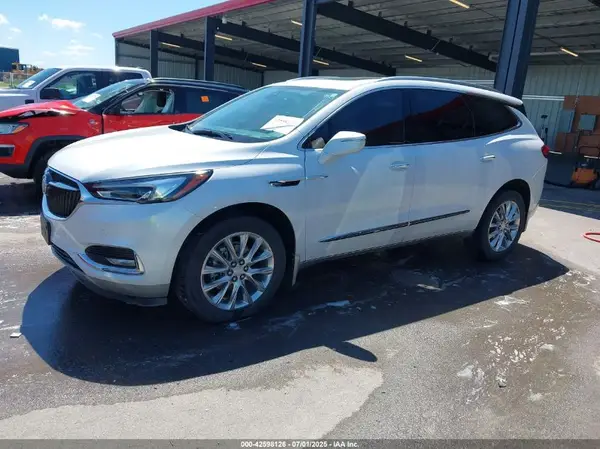 5GAEVBKW5MJ205819 2021 BUICK ENCLAVE - Image 2