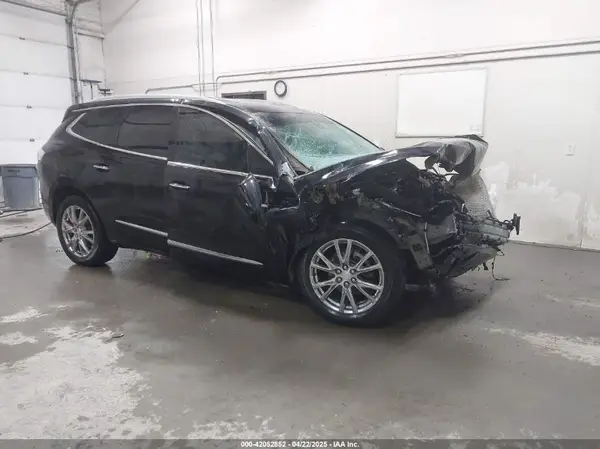 5GAEVBKW5NJ148572 2022 BUICK ENCLAVE - Image 1