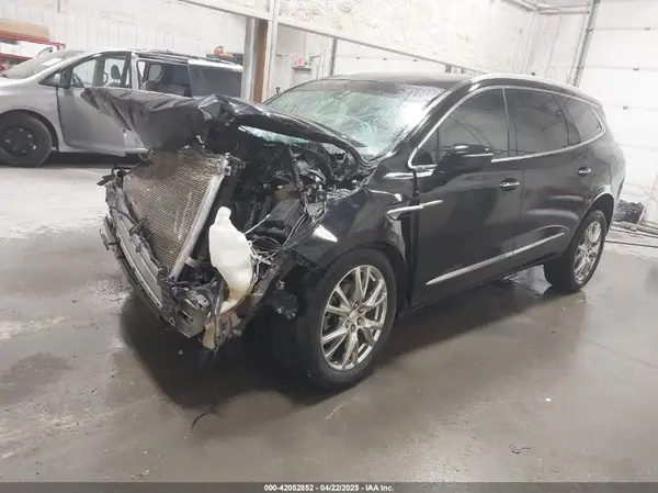 5GAEVBKW5NJ148572 2022 BUICK ENCLAVE - Image 2
