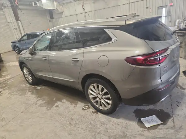 5GAEVBKW6JJ154486 2018 BUICK ENCLAVE - Image 2