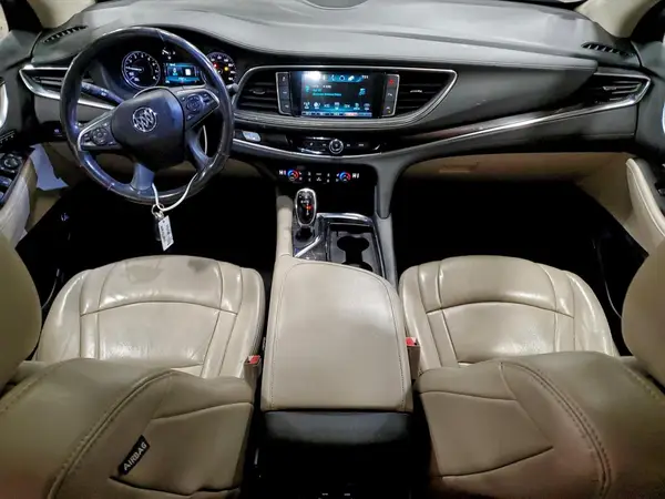 5GAEVBKW6JJ198102 2018 BUICK ENCLAVE - Image 8
