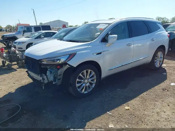 5GAEVBKW6JJ259142 2018 BUICK ENCLAVE - Image 2