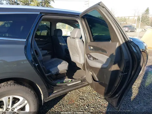 5GAEVBKW6KJ246358 2019 BUICK ENCLAVE - Image 8