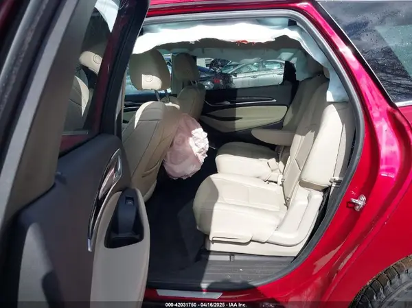 5GAEVBKW6KJ298573 2019 BUICK ENCLAVE - Image 8