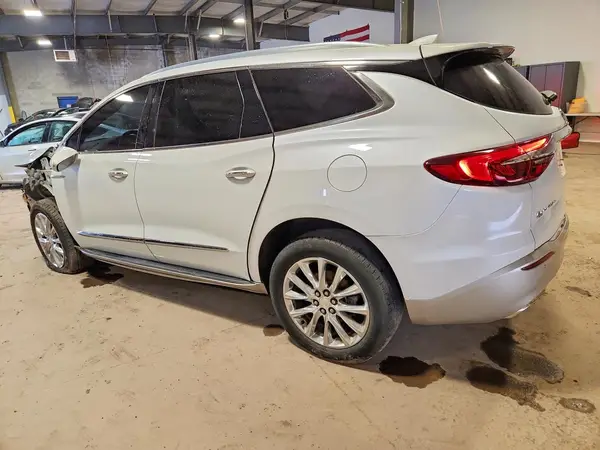 5GAEVBKW6LJ161618 2020 BUICK ENCLAVE - Image 2