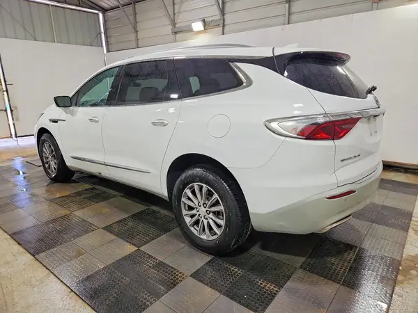 5GAEVBKW6NJ131506 2022 BUICK ENCLAVE - Image 2