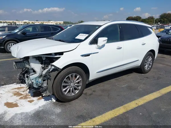 5GAEVBKW6NJ131716 2022 BUICK ENCLAVE - Image 2