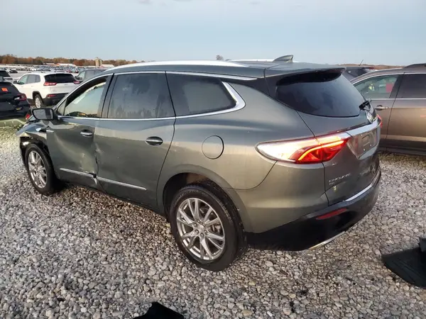 5GAEVBKW6NJ183394 2022 BUICK ENCLAVE - Image 2