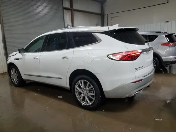 5GAEVBKW6NJ190605 2022 BUICK ENCLAVE - Image 2