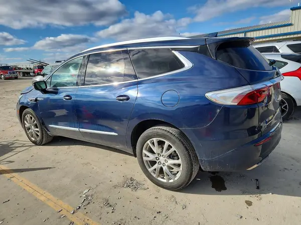 5GAEVBKW6PJ186072 2023 BUICK ENCLAVE - Image 2