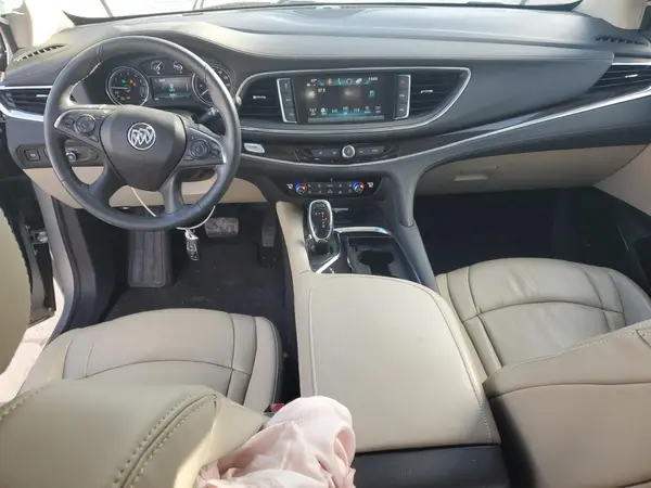 5GAEVBKW7JJ136367 2018 BUICK ENCLAVE - Image 8