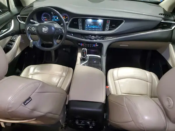 5GAEVBKW7JJ143027 2018 BUICK ENCLAVE - Image 8