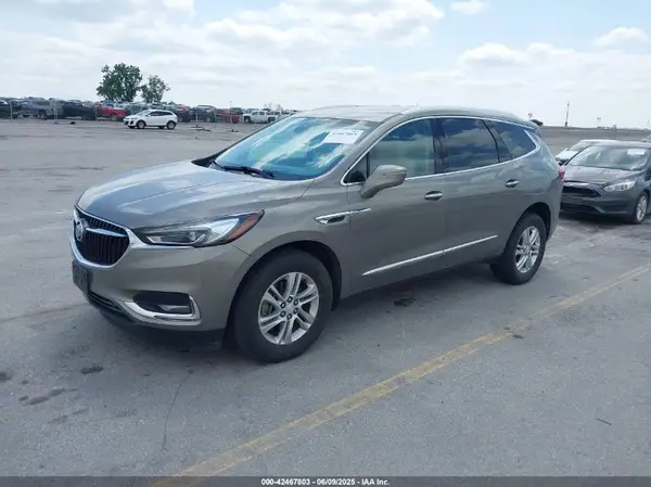 5GAEVBKW7JJ193880 2018 BUICK ENCLAVE - Image 2