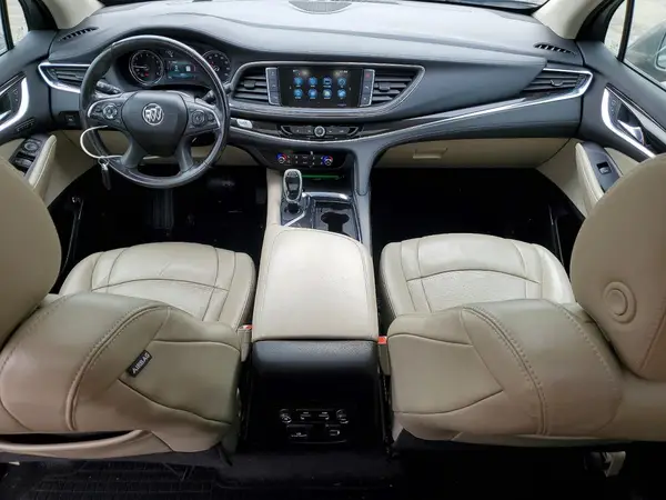 5GAEVBKW7JJ217076 2018 BUICK ENCLAVE - Image 8