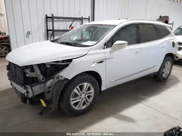 5GAEVBKW7KJ189040 2019 BUICK ENCLAVE - Image 2