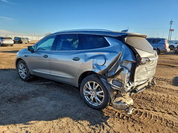 5GAEVBKW7PJ218642 2023 BUICK ENCLAVE - Image 2