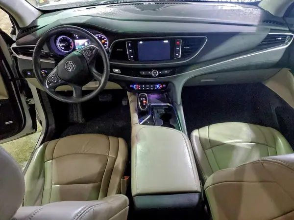 5GAEVBKW8JJ125636 2018 BUICK ENCLAVE - Image 8
