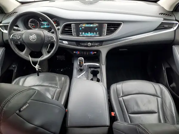 5GAEVBKW8JJ185383 2018 BUICK ENCLAVE - Image 8