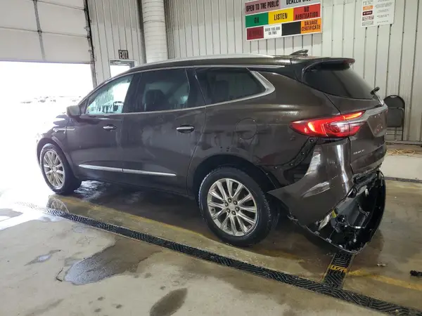 5GAEVBKW8JJ187716 2018 BUICK ENCLAVE - Image 2