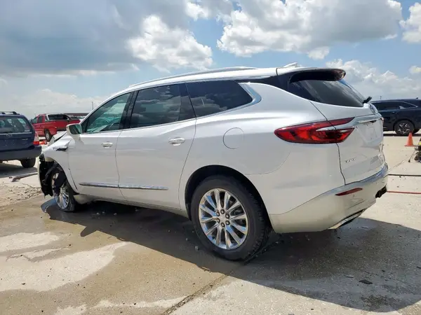 5GAEVBKW8JJ225865 2018 BUICK ENCLAVE - Image 2
