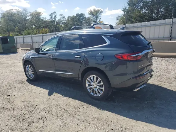 5GAEVBKW8JJ258302 2018 BUICK ENCLAVE - Image 2