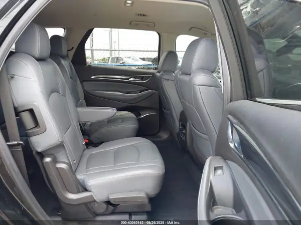 5GAEVBKW8MJ124426 2021 BUICK ENCLAVE - Image 8