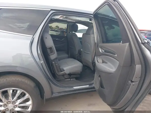 5GAEVBKW8MJ228205 2021 BUICK ENCLAVE - Image 8