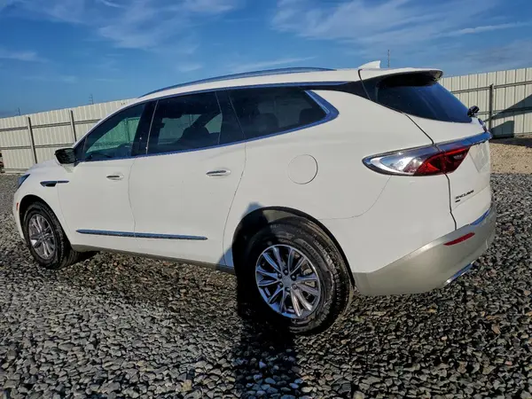 5GAEVBKW8NJ112553 2022 BUICK ENCLAVE - Image 2