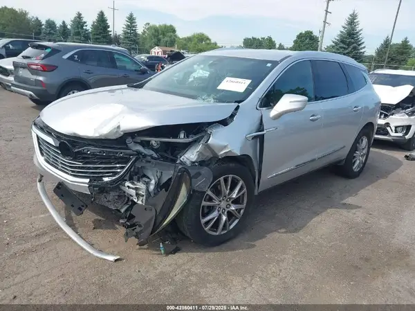 5GAEVBKW8NJ119406 2022 BUICK ENCLAVE - Image 2