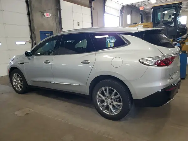 5GAEVBKW8NJ170324 2022 BUICK ENCLAVE - Image 2