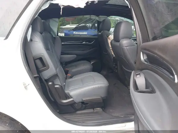 5GAEVBKW8NJ172798 2022 BUICK ENCLAVE - Image 8
