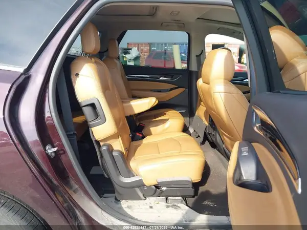 5GAEVBKW9JJ185375 2018 BUICK ENCLAVE - Image 8