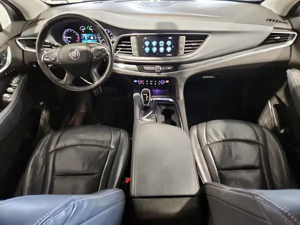 5GAEVBKW9JJ205818 2018 BUICK ENCLAVE - Image 8