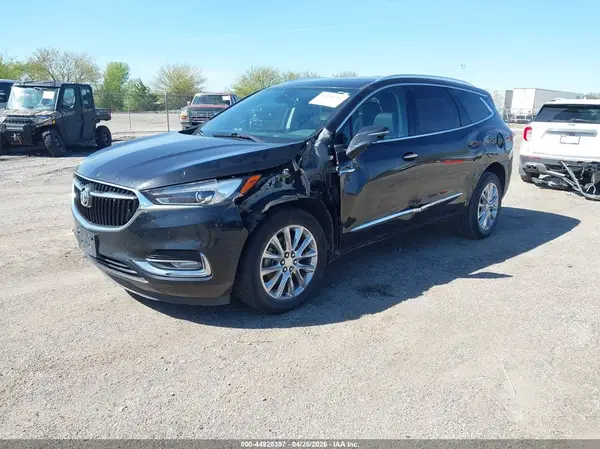 5GAEVBKW9KJ250484 2019 BUICK ENCLAVE - Image 2