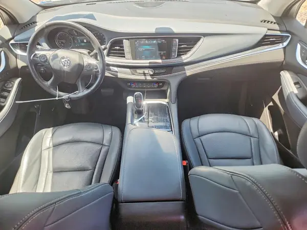 5GAEVBKW9KJ260268 2019 BUICK ENCLAVE - Image 8