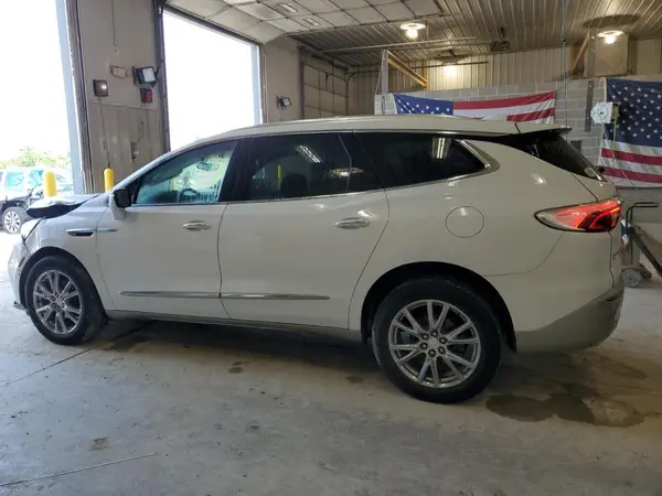 5GAEVBKW9NJ110570 2022 BUICK ENCLAVE - Image 2
