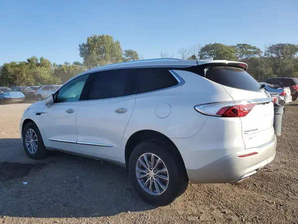 5GAEVBKW9NJ116000 2022 BUICK ENCLAVE - Image 2