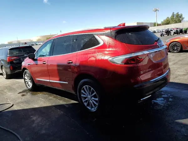 5GAEVBKW9RJ118156 2024 BUICK ENCLAVE - Image 2