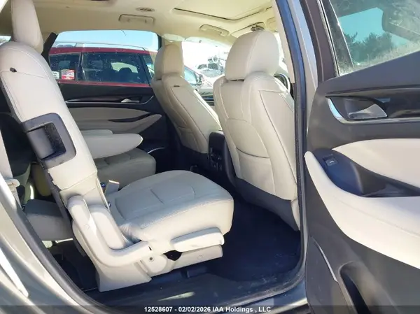 5GAEVBKWXJJ275392 2018 BUICK ENCLAVE - Image 8