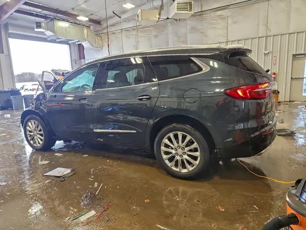 5GAEVBKWXJJ279409 2018 BUICK ENCLAVE - Image 2