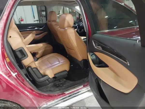 5GAEVBKWXKJ110573 2019 BUICK ENCLAVE - Image 8