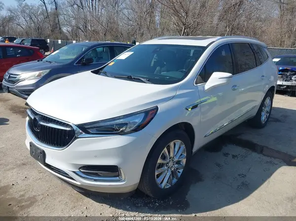 5GAEVBKWXKJ160146 2019 BUICK ENCLAVE - Image 2