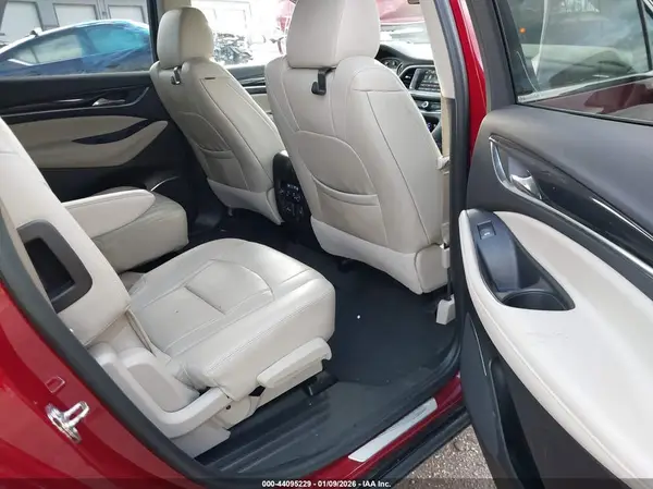 5GAEVBKWXKJ188593 2019 BUICK ENCLAVE - Image 8