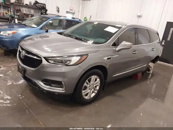 5GAEVBKWXLJ112891 2020 BUICK ENCLAVE - Image 2
