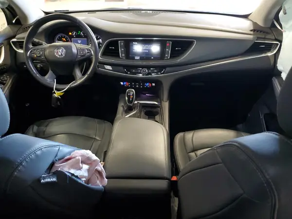 5GAEVBKWXLJ180575 2020 BUICK ENCLAVE - Image 8