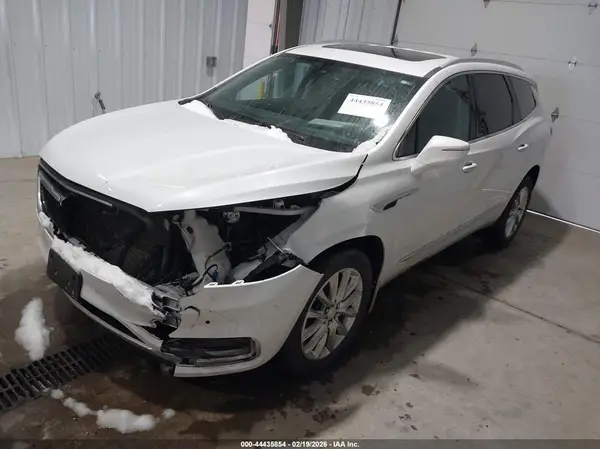 5GAEVBKWXLJ318423 2020 BUICK ENCLAVE - Image 2
