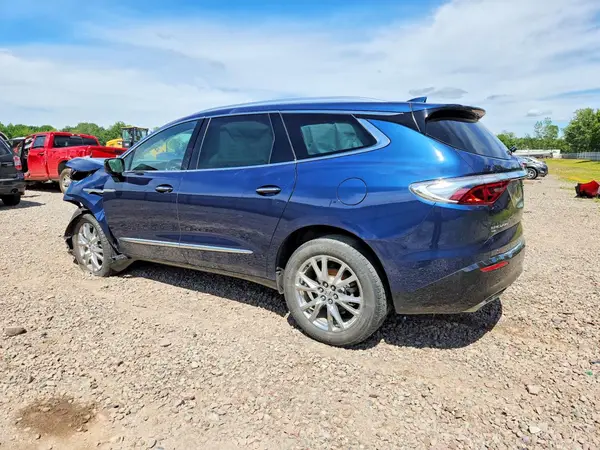 5GAEVBKWXPJ128725 2023 BUICK ENCLAVE - Image 2