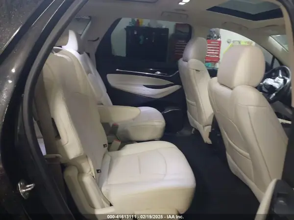 5GAEVBKWXPJ135335 2023 BUICK ENCLAVE - Image 8