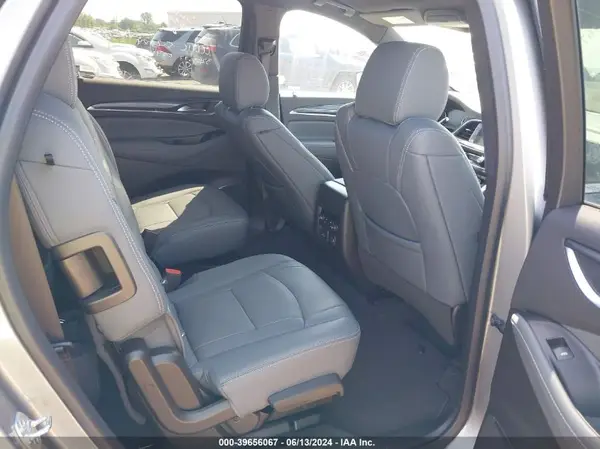 5GAEVBKWXRJ128162 2024 BUICK ENCLAVE - Image 8