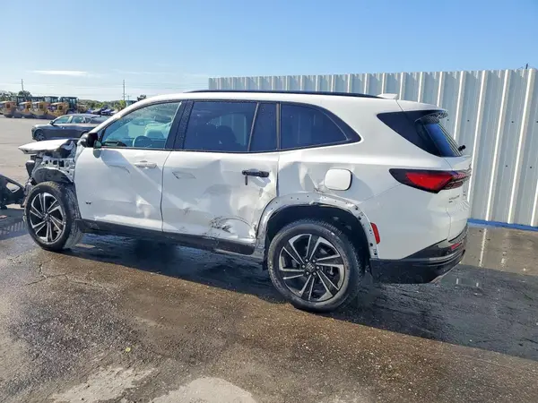 5GAEVBRS4SJ297599 2025 BUICK ENCLAVE - Image 2